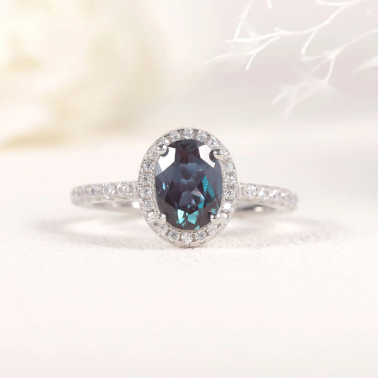 GEM'S BALLET Oval 6X8mm Halo Lab Alexandrite Engagement Ring